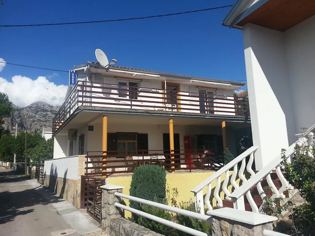 Apartments L.Z. Starigrad Paklenica