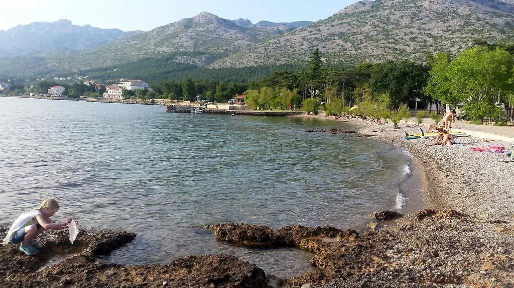 Apartments L.Z. Starigrad Paklenica
